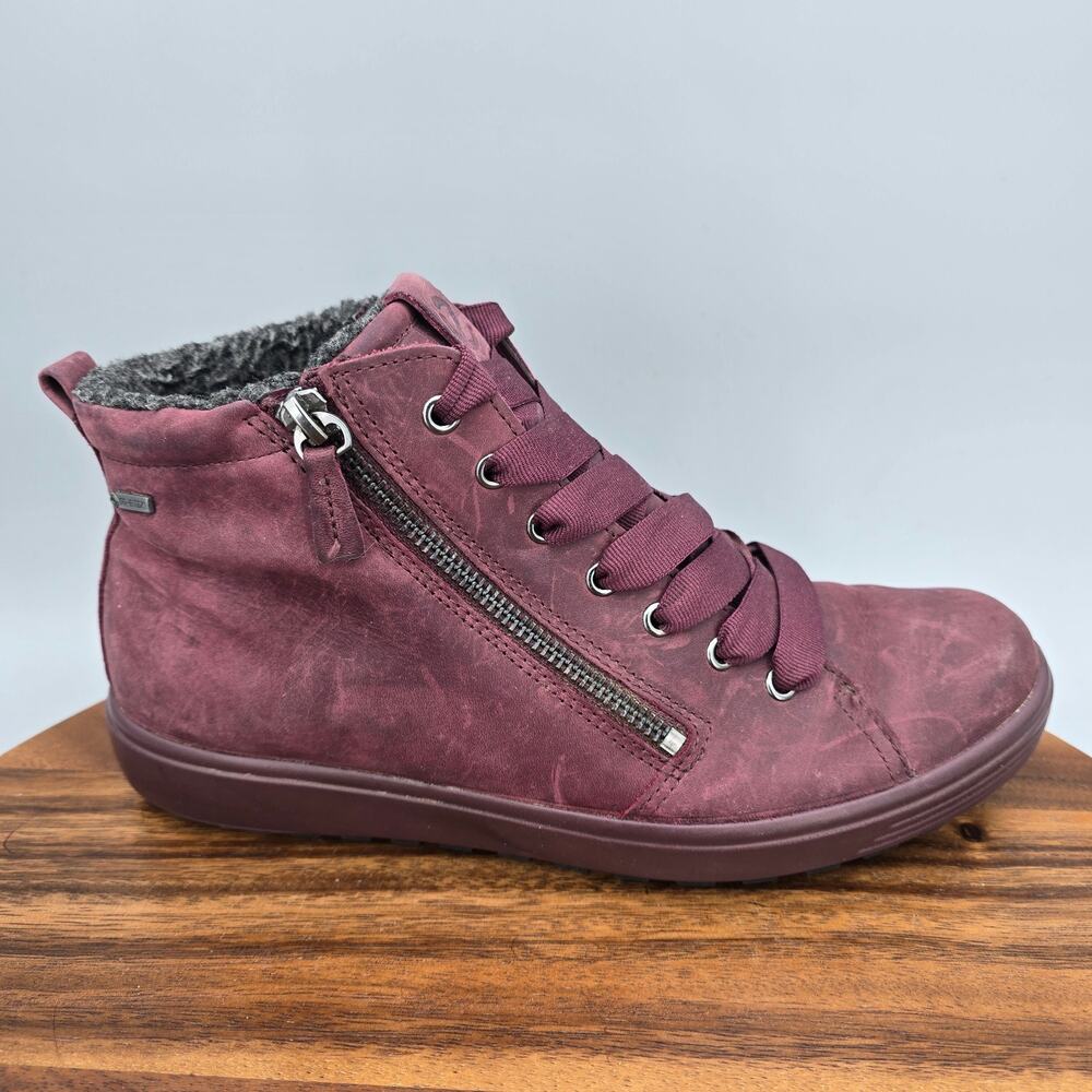 Ecco Soft 7 Tred GTX Boots Womens 9 Burgundy Nubuck Leather Side Zip Booties